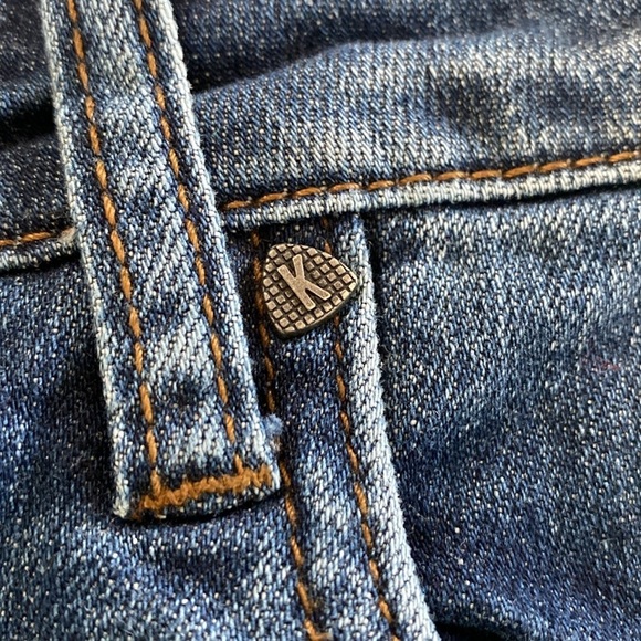 KUT from the Kloth jean Shorts - Picture 3 of 10